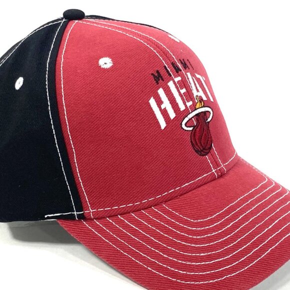 Miami Heat 2014 Adjustable Red & Black NOS Cotton Logo Cap - Picture 2 of 7